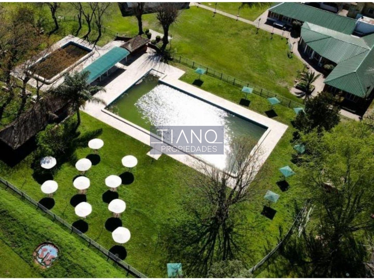VENTA CASA 4 AMB JARDIN - CLUB PRIVADO EN MONTE GRANDE