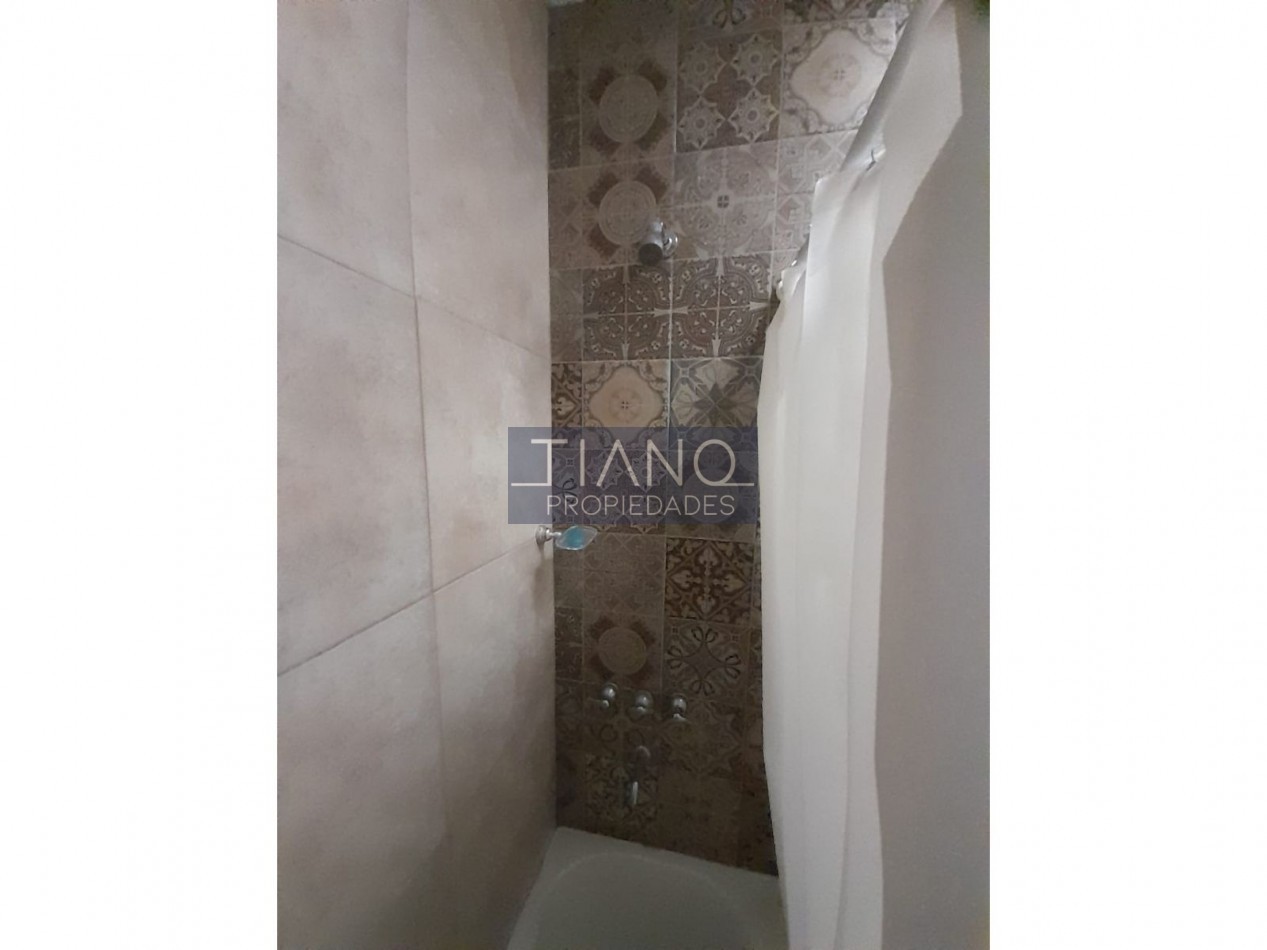 VENTA CASA 4 AMB JARDIN - CLUB PRIVADO EN MONTE GRANDE