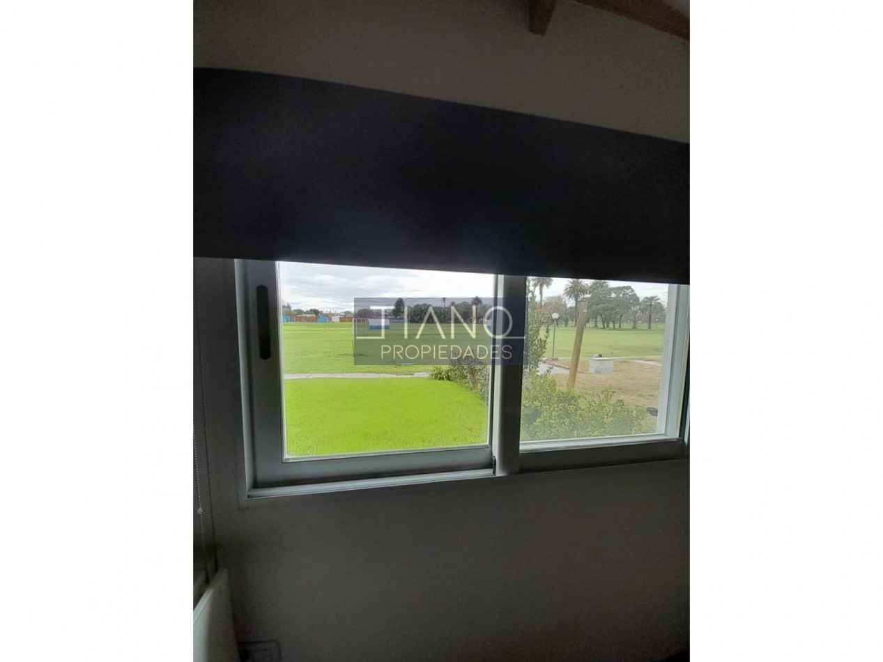 VENTA CASA 4 AMB JARDIN - CLUB PRIVADO EN MONTE GRANDE