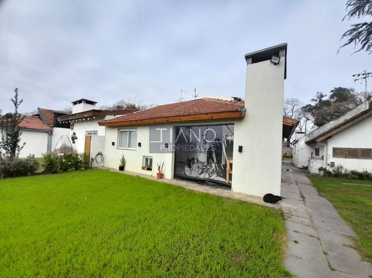 VENTA CASA 4 AMB JARDIN - CLUB PRIVADO EN MONTE GRANDE